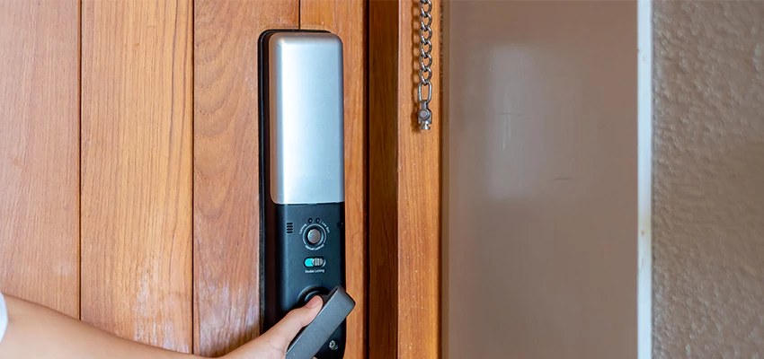 Home Security Electronic Locks Upgrades in Orange Cove, CA