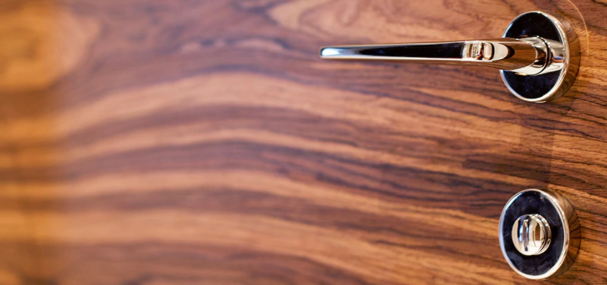 On Demand Locksmith For Key Fobs Repair in Orange Cove, California